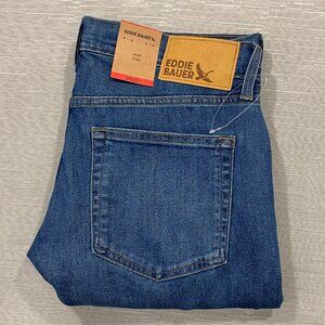 Eddie Bauer Jeans Mens 34 x 32 Straight Leg Medium Wash Denim Pants